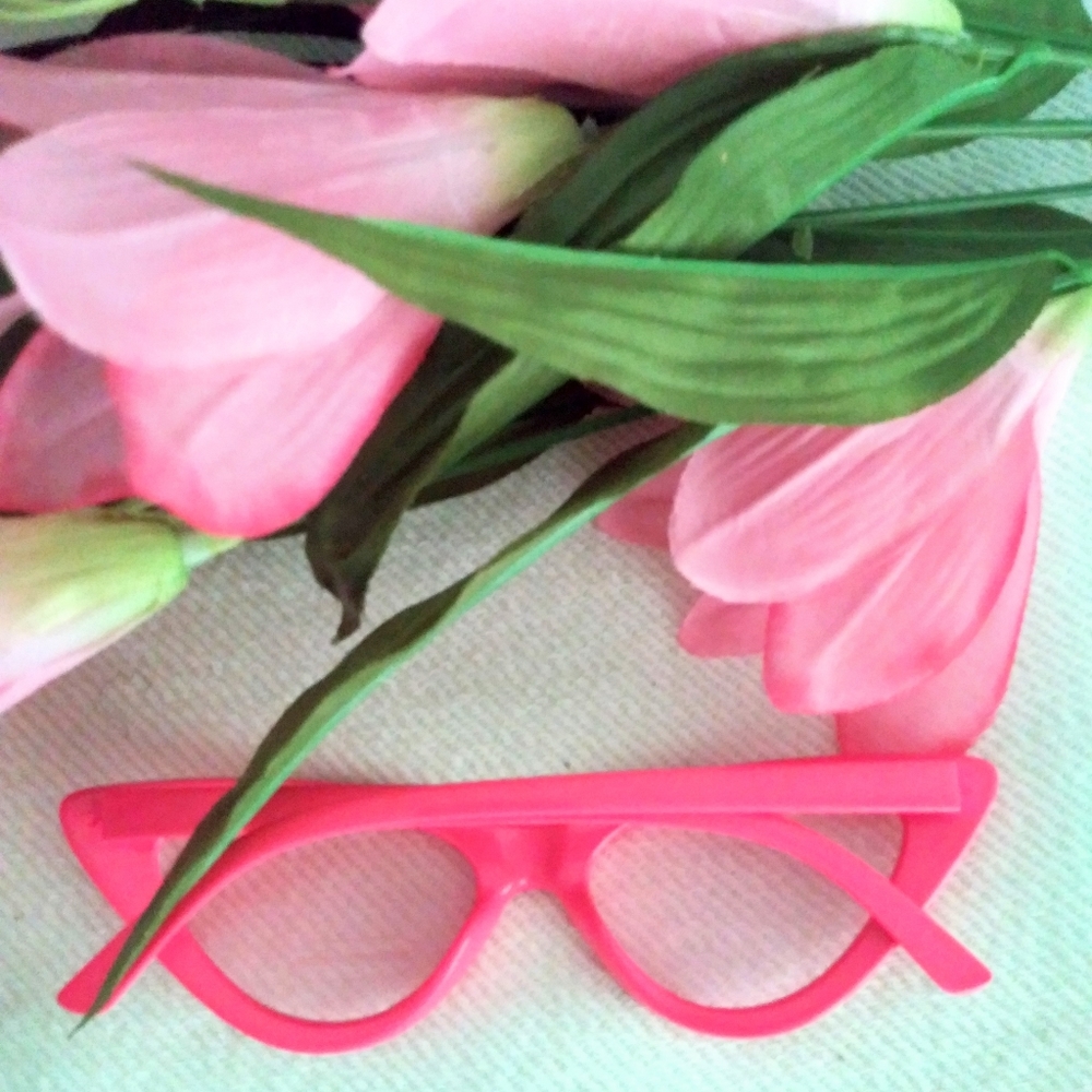 Sunglasses - Picture 3 of 3